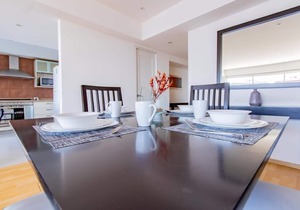 Capitalia - Sunny & Spacious Near Santa Fe Mall