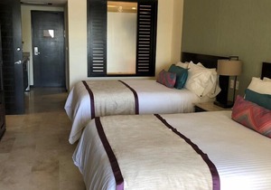 Casa Dorada- Fantastic luxury two bedrooms ocean view apartment at Casa Dorada.
