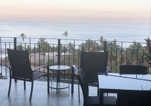 Deluxe condo with beautiful view on beach and sunset