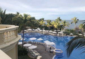 Emerald Bay Premier Resort in Mazatlán