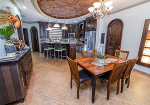 Esmeralda Beach Resort 3 Bedrooms Condo B 103