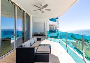 Esmeralda Beach Resort 3 Bedrooms Condo B 401