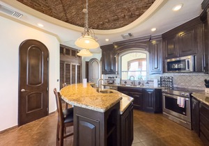 Esmeralda Beach Resort 2 Bedrooms Condo A 203