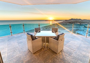 Esmeralda Beach Resort 3 Bedrooms Condo B 703