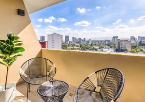 Exclusive Apt w/ Balcony | 2 Crazy Rooftops+Gym+B/Center