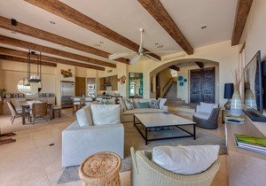 Family Friendly 3 BR Beachfront Villas del Mar 471 w/Pool, Gas BBQ + More!