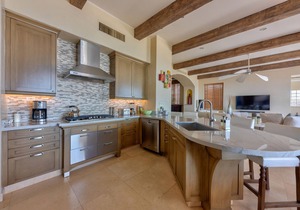 Family Friendly 3 BR Beachfront Villas del Mar 471 w/Pool, Gas BBQ + More!
