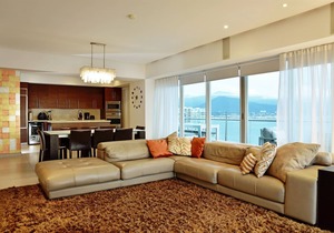 Gorgeous Beach-Front Apartment with Breathtaking Views of Puerto Vallarta´s Bay