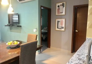 Ground floor new luxury condo near the beach