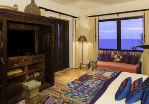 Hacienda Beach Club, Gorgeous Views, 2 BR, Most Desirable Bldg 4 on 3rd Floor.