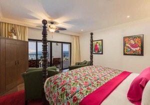 Hacienda Encantada Resort & Spa