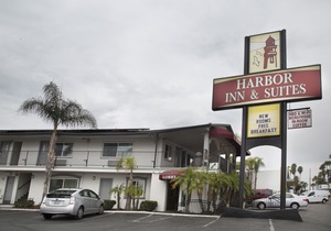 Harbor Inn & Suites Oceanside