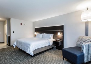 Holiday Inn Express & Suites South Bend - South