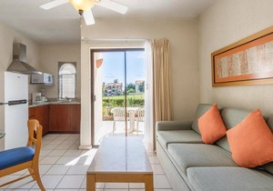 Hotel ∙ Spacious 1BR Condo Walking Distance to Punta Sur Golf Course