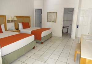 Hotel ∙ Spacious 1BR Condo Walking Distance to Punta Sur Golf Course