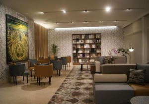 Hotel Velvet Plaza