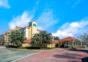La Quinta by Wyndham Dallas Arlington South