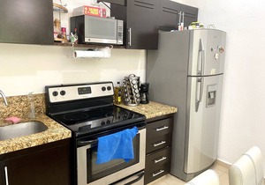Lovely 2 bedroom serviced apartment with pool.