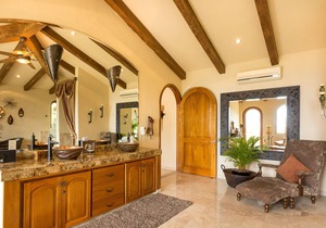 LUXURY AND PRIVATE MANSION 5BD