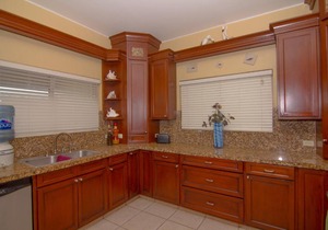 Marina Real 149-B Home