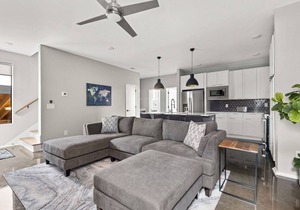 MD ~ Luxury Townhome w/Private Rooftop ~ Walkable ~ Five Points ~ 5 Min to Broadway and Downtown