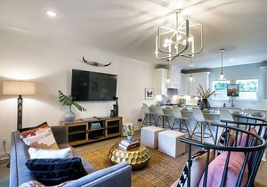 🥳​🎉 Music City Bachelor/Bachelorette Party Pad- Close to Downtown!