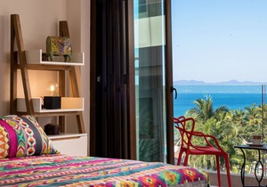 Nayri Life & Spa 406 by Bay Property