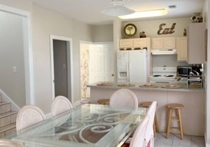 NOW HEATED POOL! PRIVATE BEACH ACCESS~2 POOLS~PICKLEBALL~WHEELCHAIR ACCESS~WIFI