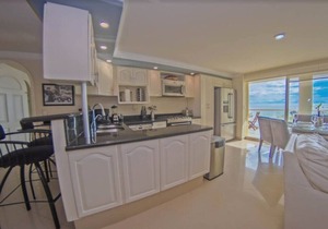 Ocean Front Nuevo 3 Bed!Pool! Sleeps 6! Vela Vista