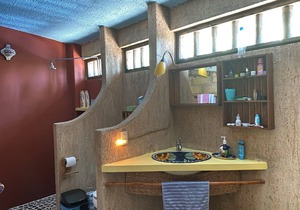 Ocean Lover's Paradise - Garden Room 3