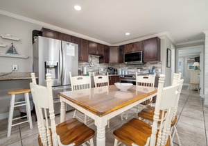 Oceanfront condos with 3 night minimum rentals and linens included!