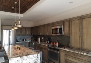 Oceanfront Resort Beach Paradise! Great Reviews, Modern Remodel great location!