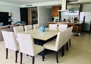 Peninsula’s most relaxing and welcoming condo