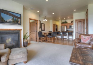 Peregrine Point Condo Steps to Lifts/Main Plaza at Puragatory - Amazing Views