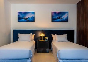 PIER 57- 309 Beautiful 2 BR Condo in Romantic Zone
