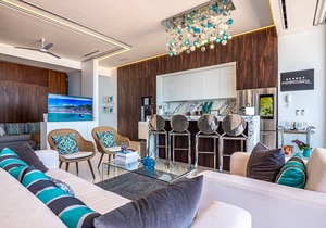 Pier 57 Spectacular Penthouse Romantic Zone Ocean Views