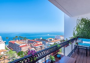 Pier 57 Spectacular Penthouse Romantic Zone Ocean Views