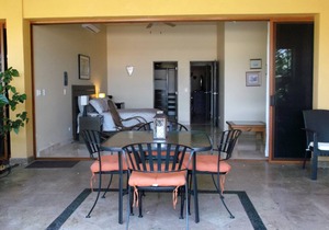 POOL SIDE STUDIO SUITE TWO AT CASA DE SUENOS