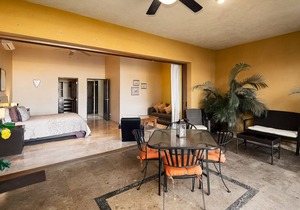 POOL SIDE STUDIO SUITE TWO AT CASA DE SUENOS