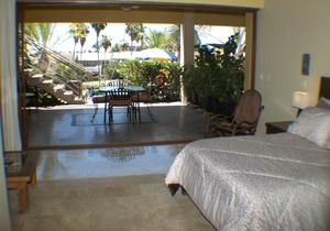 POOL SIDE STUDIO SUITE TWO AT CASA DE SUENOS