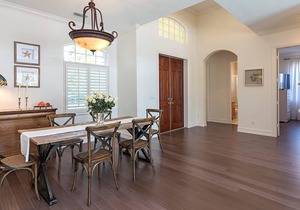 SandCastle Sister: 0.9miles away from the beach, 1.7 miles away from 5TH AVE