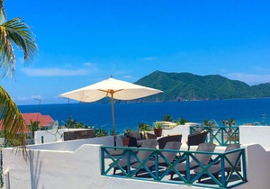Sea view apartment for 4 people (#6)