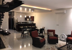 SMART TOWN HOUSE MONTEBELLO