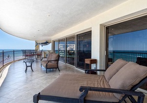Sonoran Sky Resort 410 Vacationer's Dream Getaway Ocean Front Condo