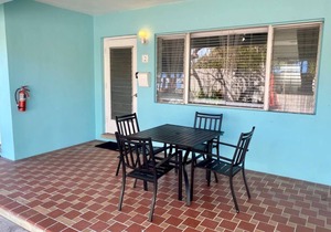 Spacious 1BR, Central AC, Real Desk & Office Chair