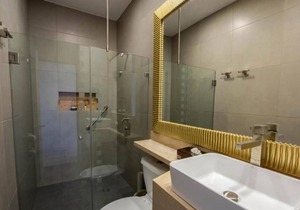 Spacious 1BR Condo Walking Distance to Punta Sur Golf Course