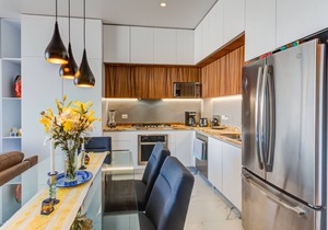 Spacious Avida Condo Romantic Zone Rooftop Pool