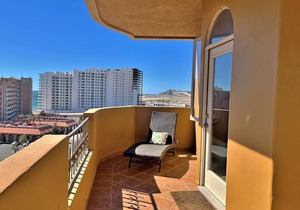 Stunning 2-Bedroom Condo at Bella Sirena – Ocean Views, Pools, and Beachfront Bliss!