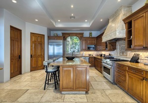 Stunning 3BR Villas del Mar 498 Comes W/Scenic Ocean View, Pool, Grill + More