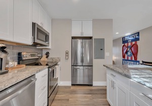 Townhome on Music Row - near Vanderbilt and Belmont